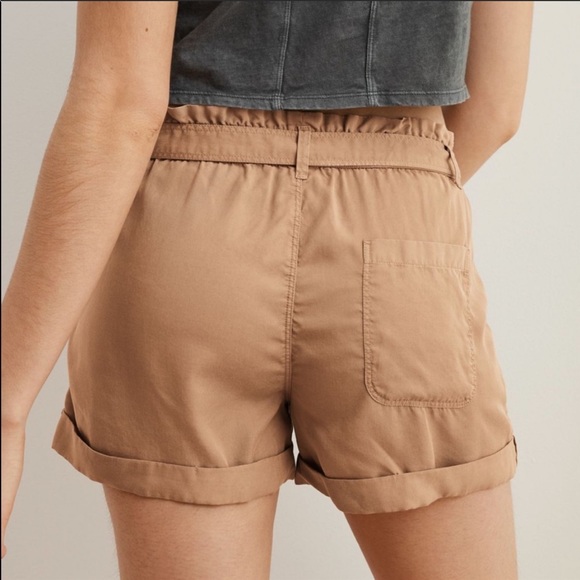 SOLD Aerie camp shorts - Picture 3 of 4